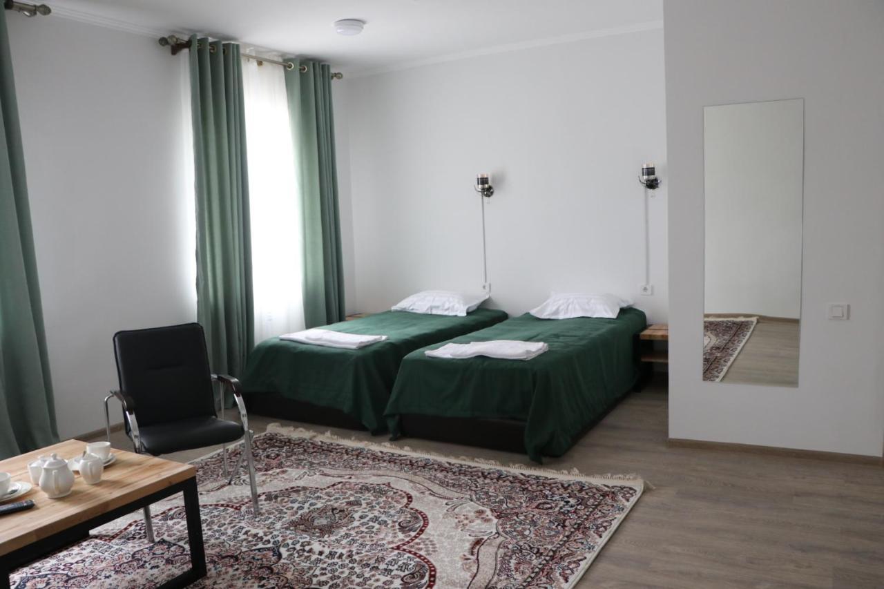 Issyk - Kol Hotel Balykchy ภายนอก รูปภาพ
