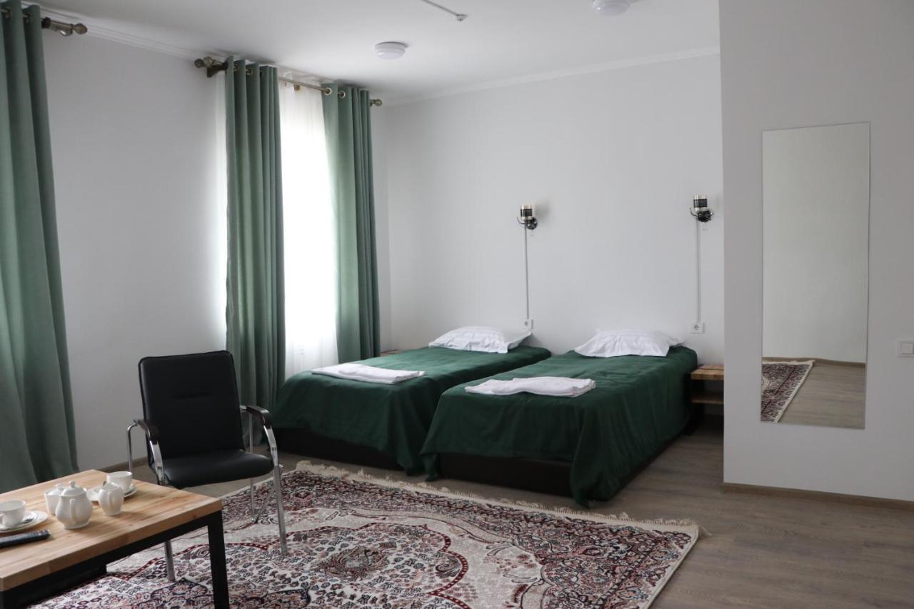 Issyk - Kol Hotel Balykchy ภายนอก รูปภาพ