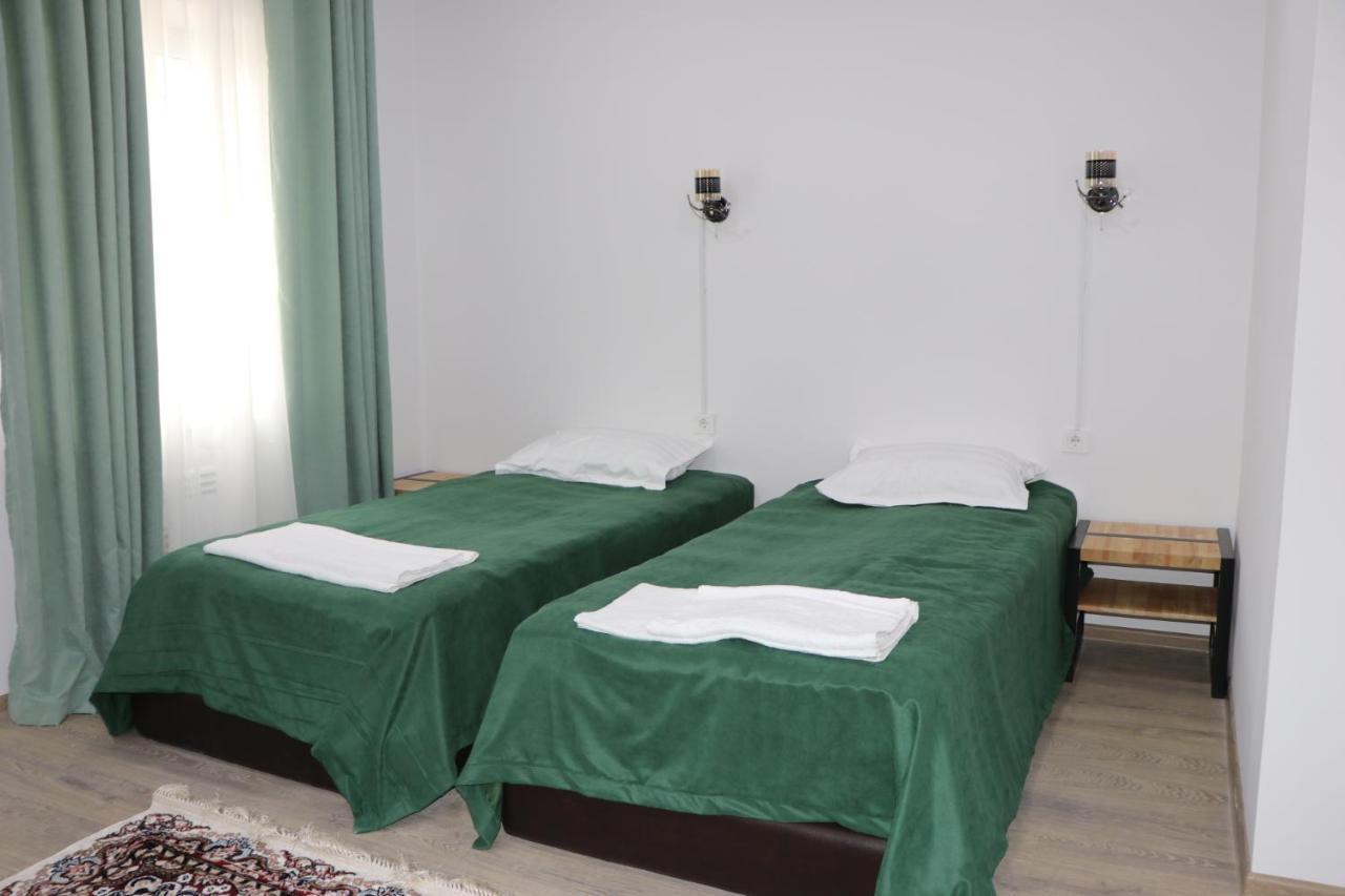 Issyk - Kol Hotel Balykchy ภายนอก รูปภาพ