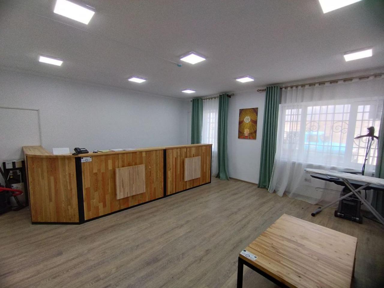 Issyk - Kol Hotel Balykchy ภายนอก รูปภาพ