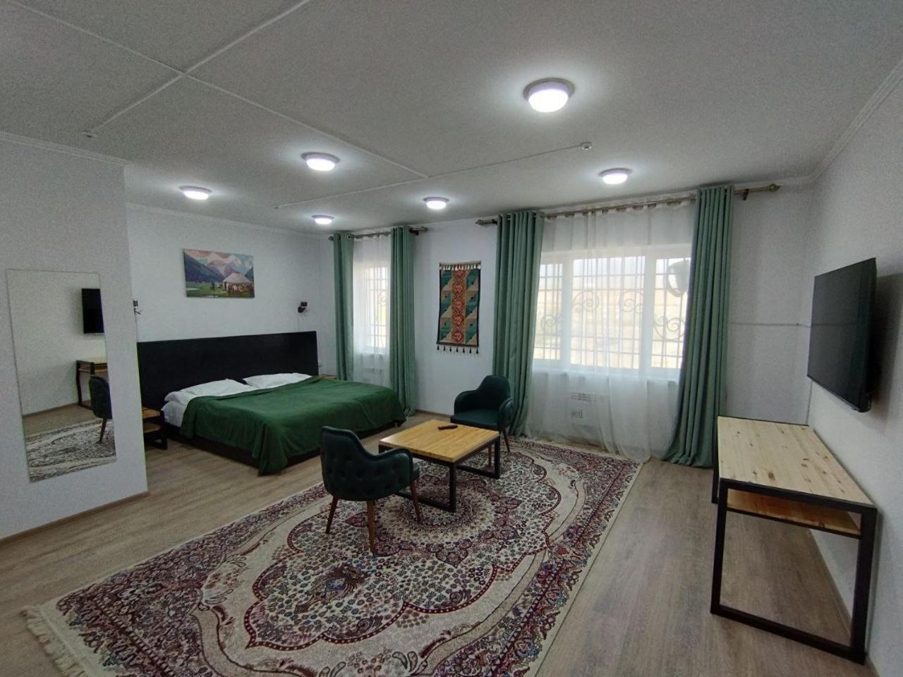 Issyk - Kol Hotel Balykchy ภายนอก รูปภาพ
